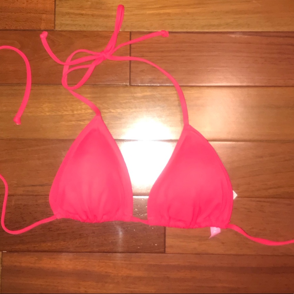 Victoria Secret bikini top. Never worn. Medium